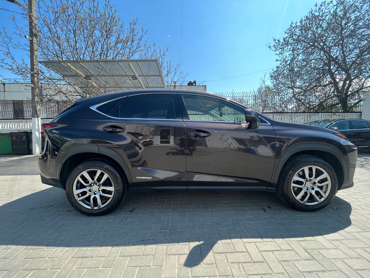 Lexus NX Series foto 6