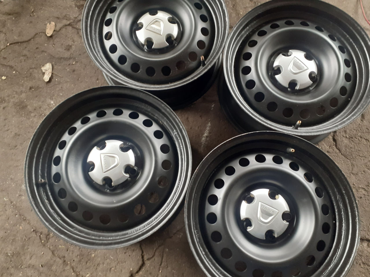 Диски Dacia Duster-Reno-3-Nissan Qashqai-R16 (5х114.3)