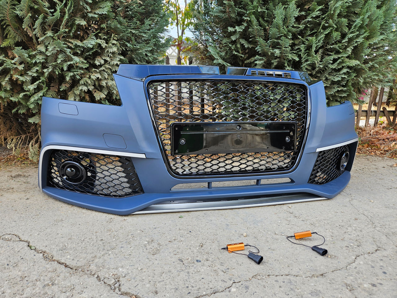 Bara fata rs audi a3 8p facelift sportback hatchback convertible (2009-2012) rs3 design foto 0