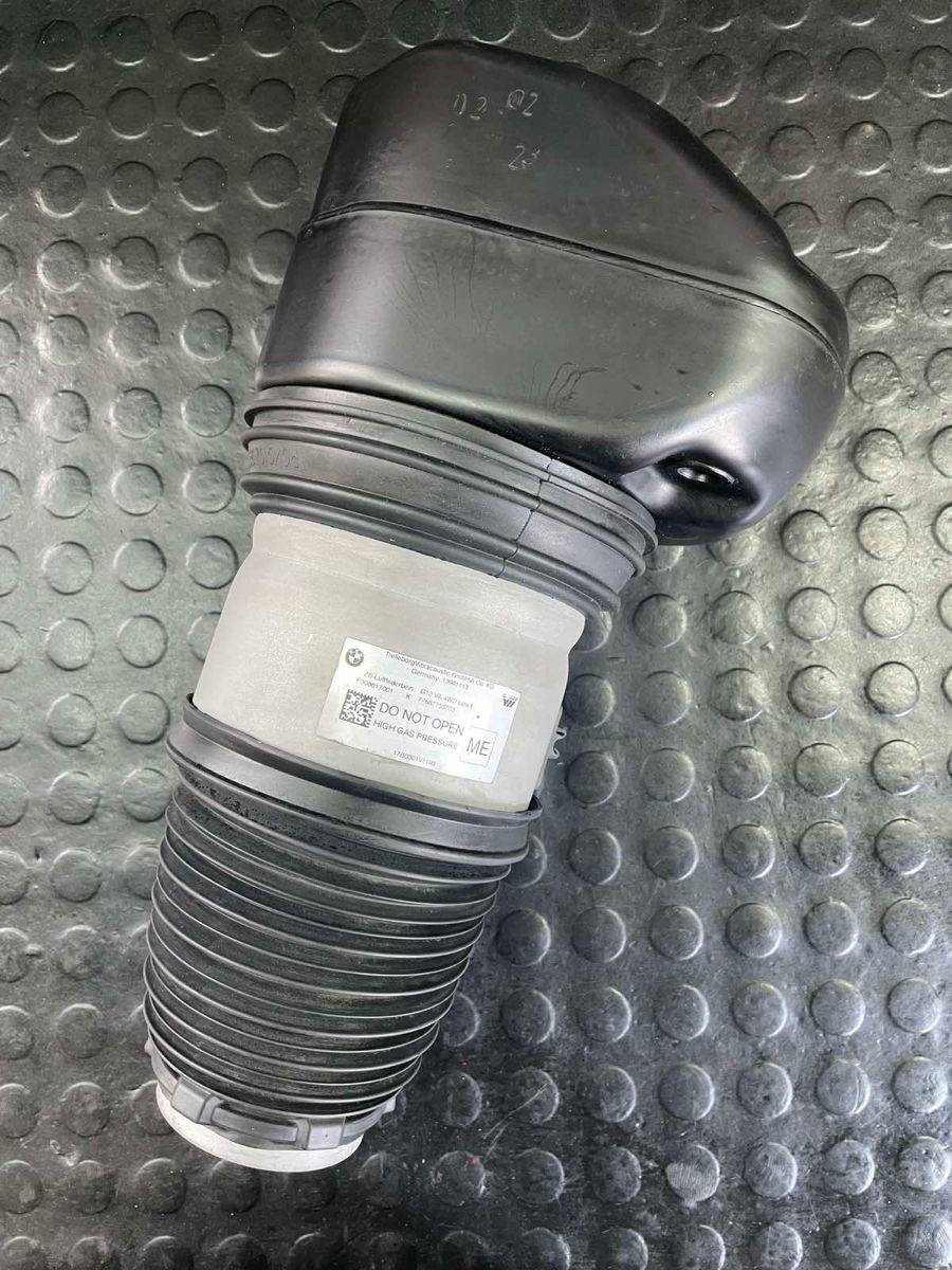 Пневмоподушки BMW G11 G12 G05 G07 фото 1