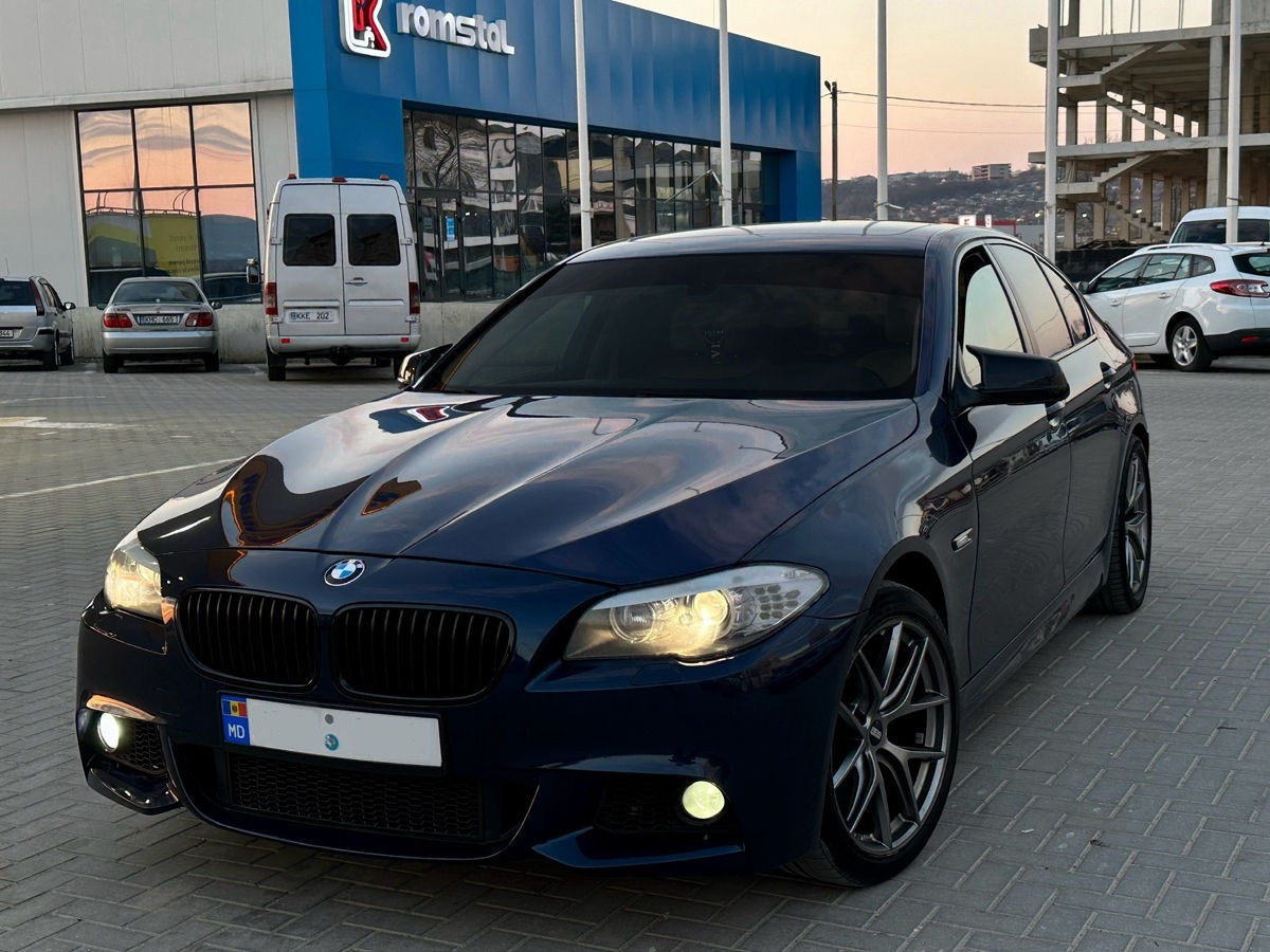 BMW 5 Series foto 0