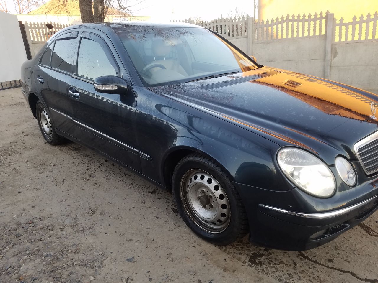 Mercedes E 211  motor 2.7 automat 2005 piese auto foto 0