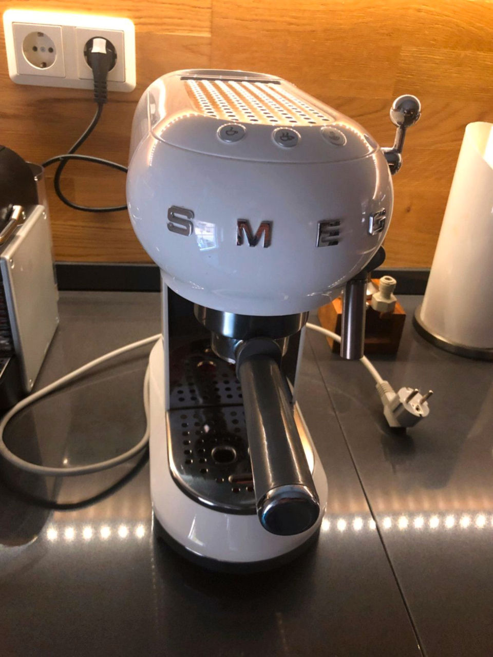 Эспрессо-машина SMEG. Aparat de cafea, espressor.