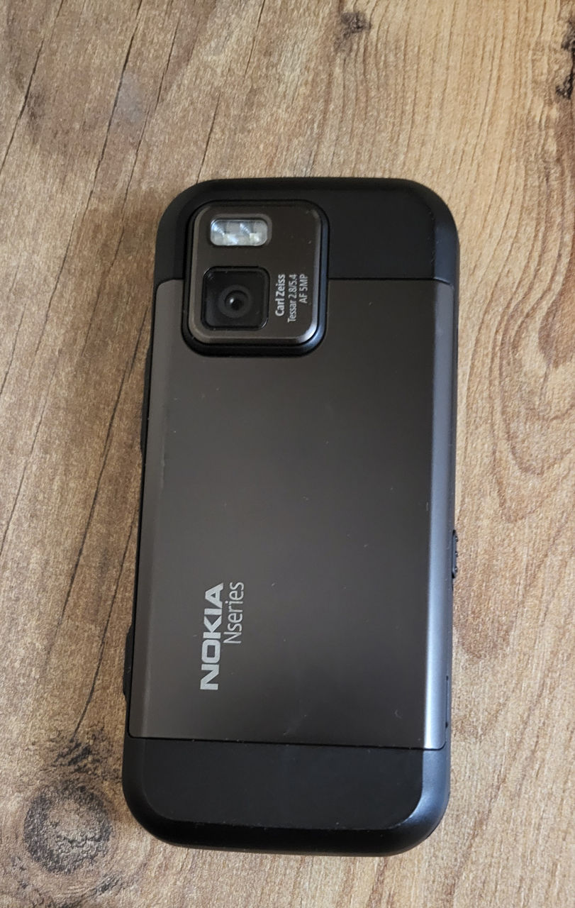 se vinde Nokia N97 mini in stare ca noua foto 2