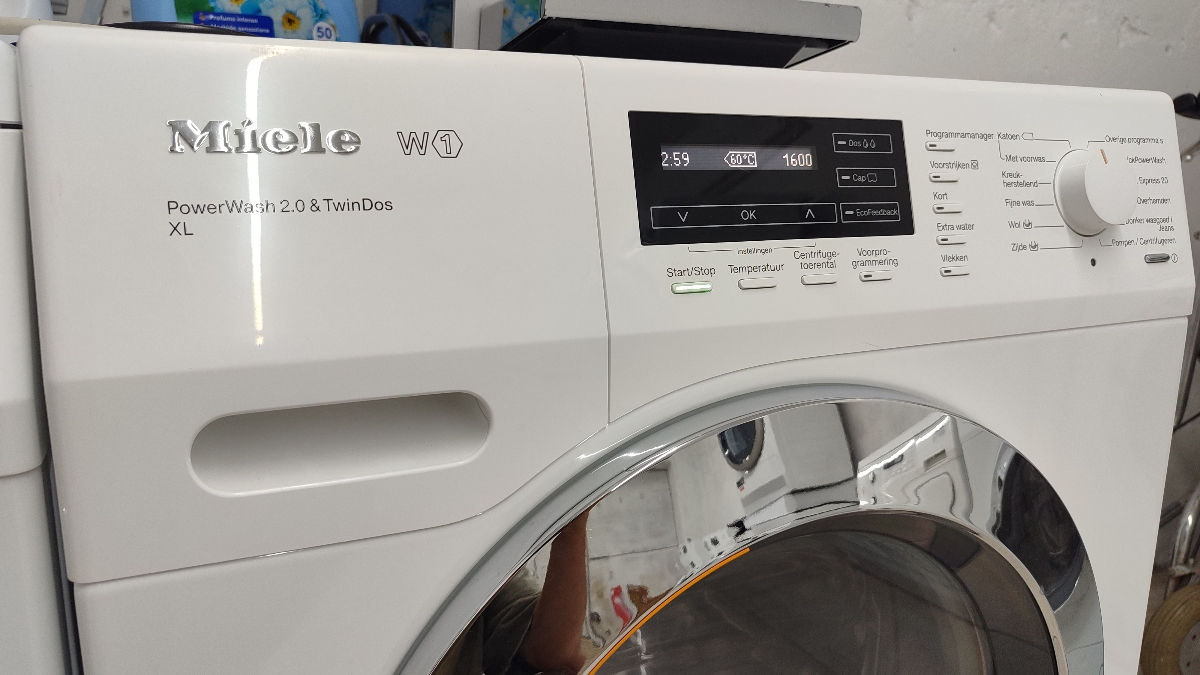 Стиральная машина Miele W1 foto 7