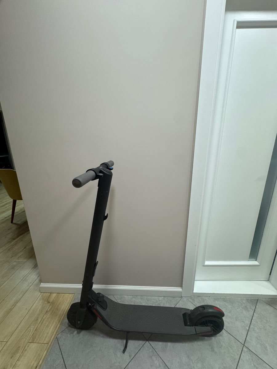 Trotinetă Electrică foto 2