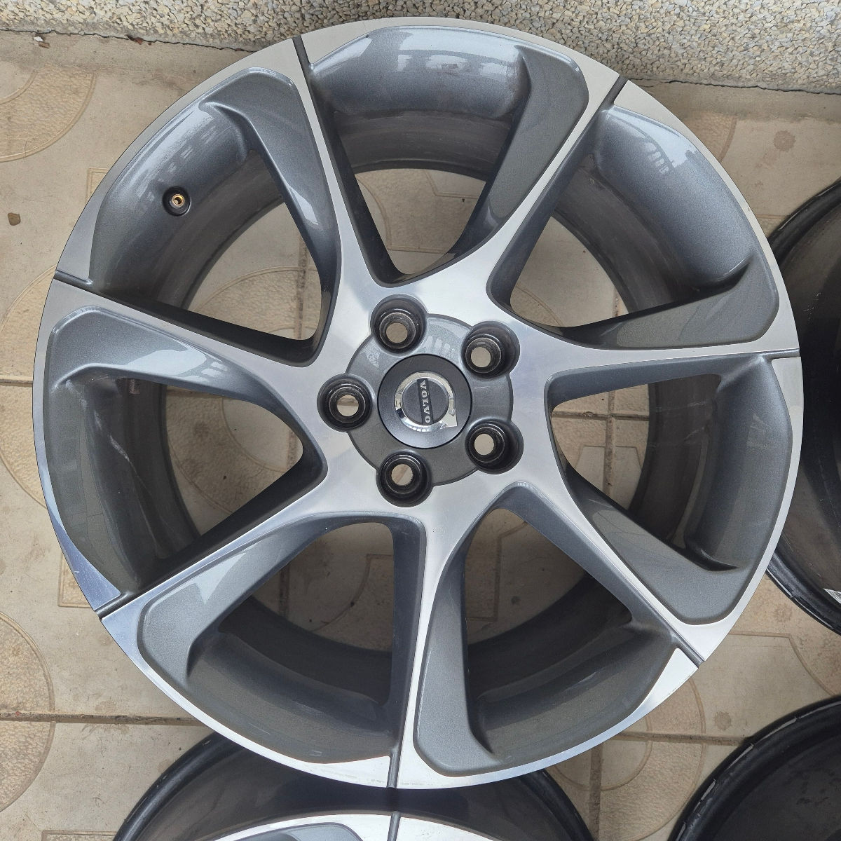 Jante originale Volvo xc60 R18 foto 3