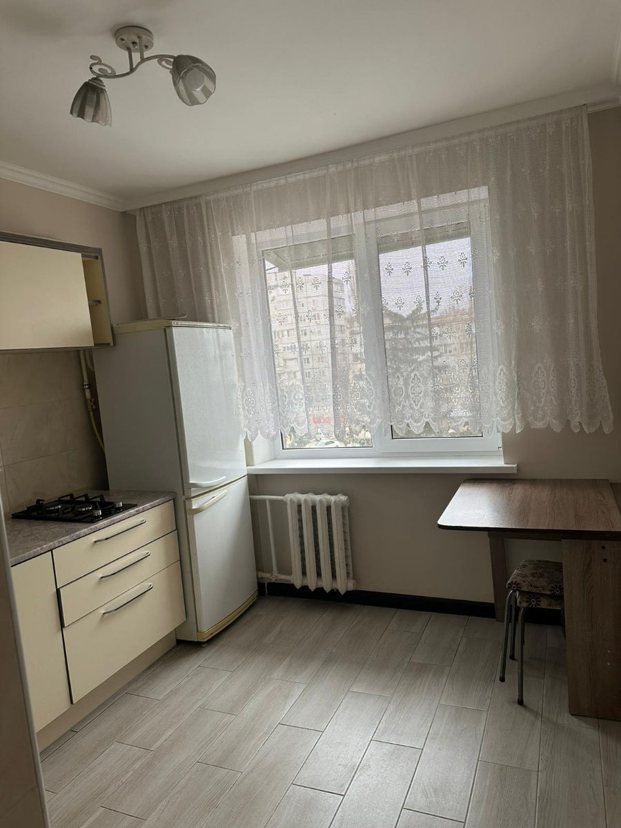 Apartament cu 1 cameră, 40 m², Buiucani, Chișinău foto 5