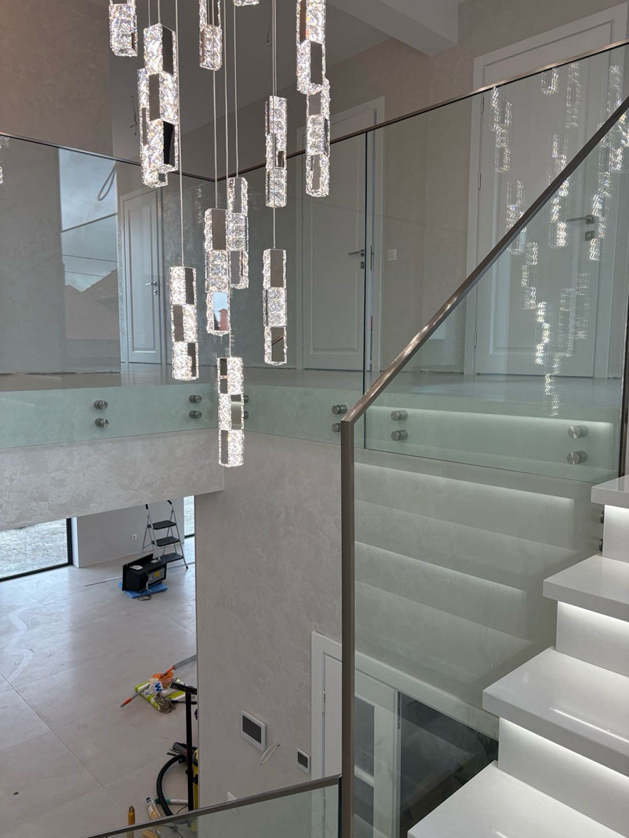 Balustradă din sticlă pe scări  foto 8