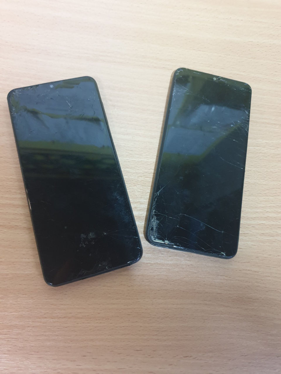Schimbam displei samsung a12,a13,a14 foto 2