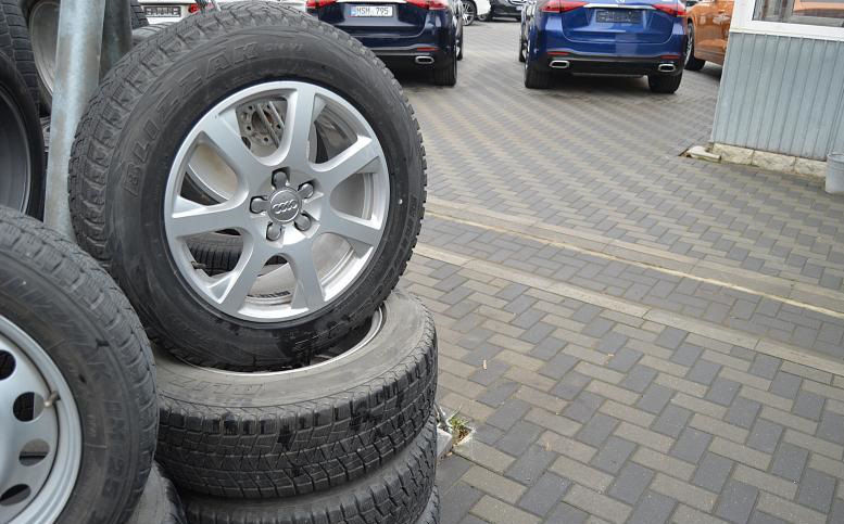 235/65 R17 Roti Audi A4 / A6 / Q3 / Q5 Bridgestone - Комплект Диски/Шины Ауди А4 / А6 foto 2