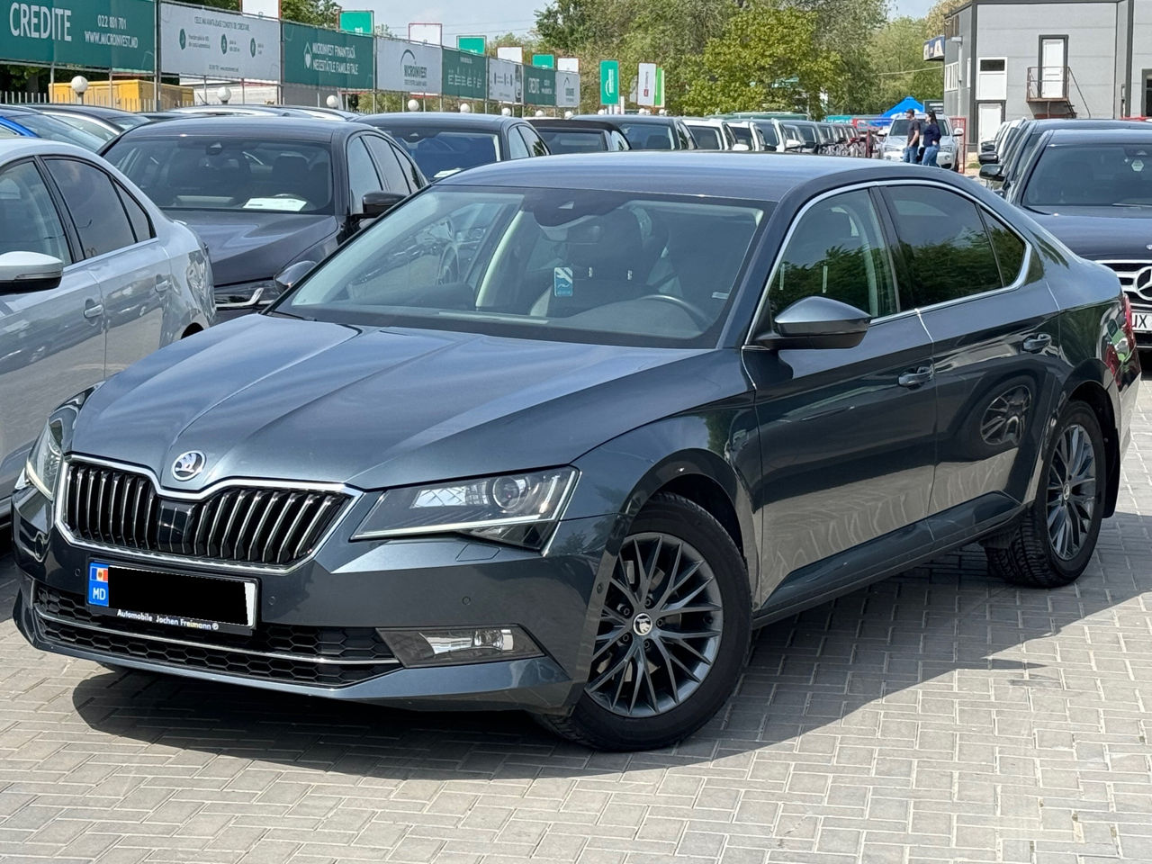 Skoda Superb foto 0