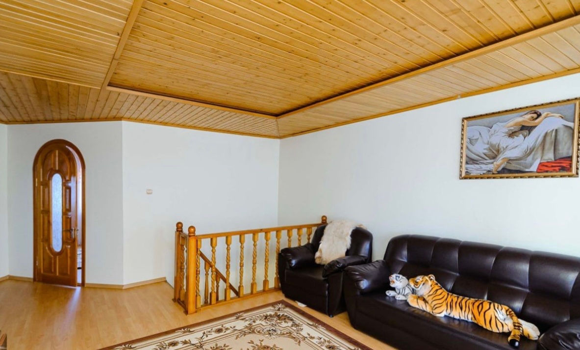 Se vinde casă superba, r-nul Ialoveni, Nimoreni!! foto 8