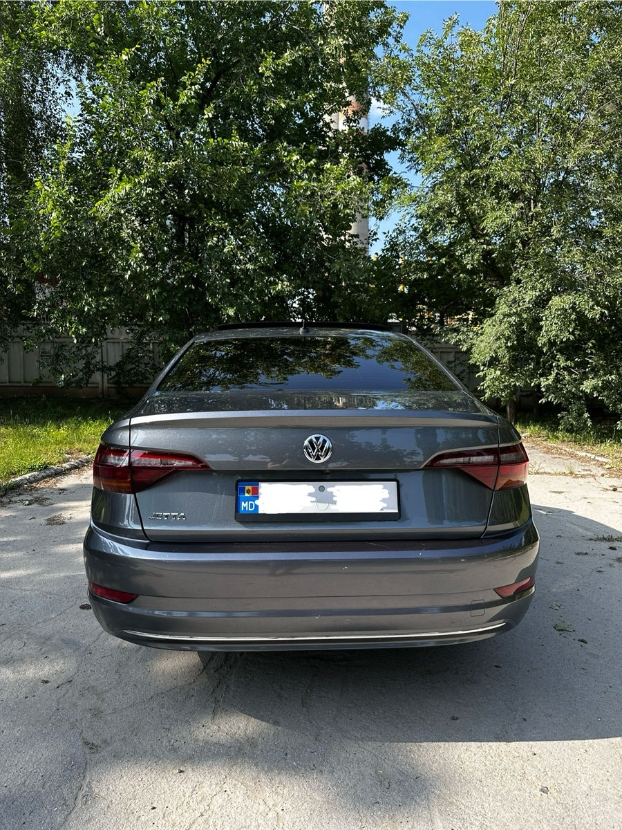 Volkswagen Jetta фото 4