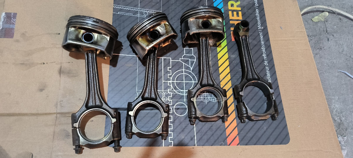 Шатуны 2.0 BSX EcoFuel W Cady Touran фото 0