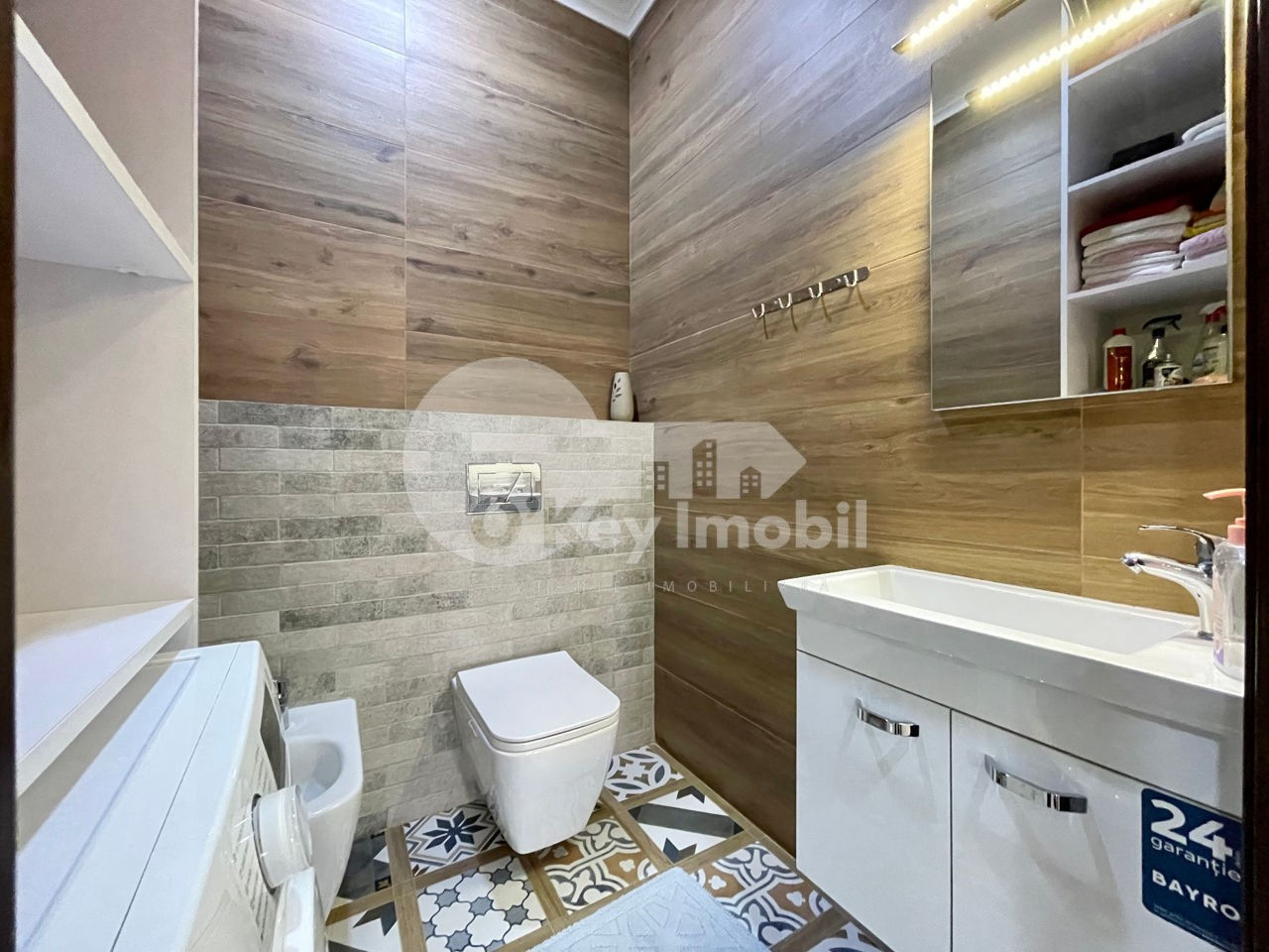 Apartament cu 2 camere, 100 m², Centru, Chișinău foto 4