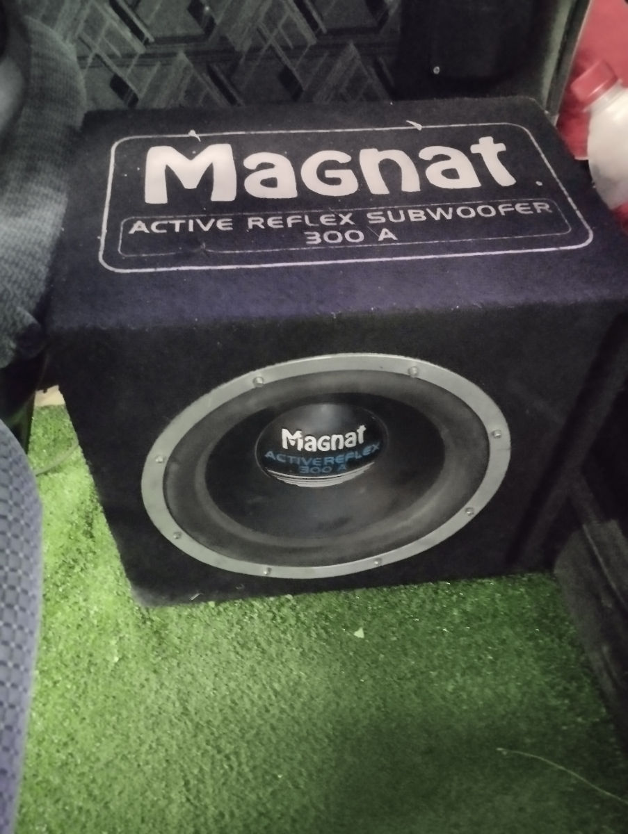 Vand subwoofer foto 2