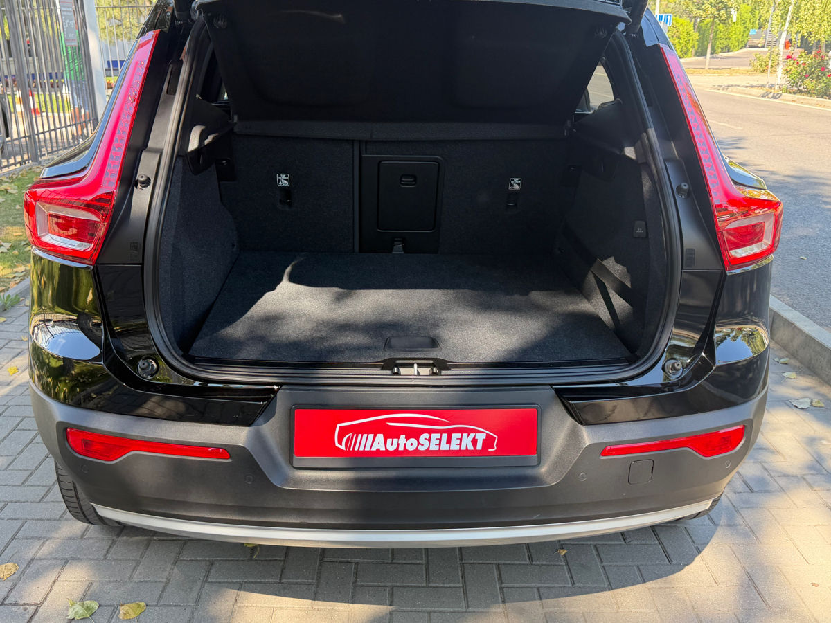 Volvo XC40 2020 photo 12