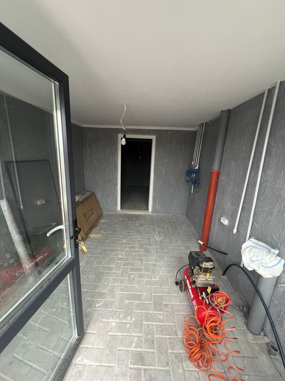 Vila, casa modernă cu 2 etaje  in suburbie foto 12