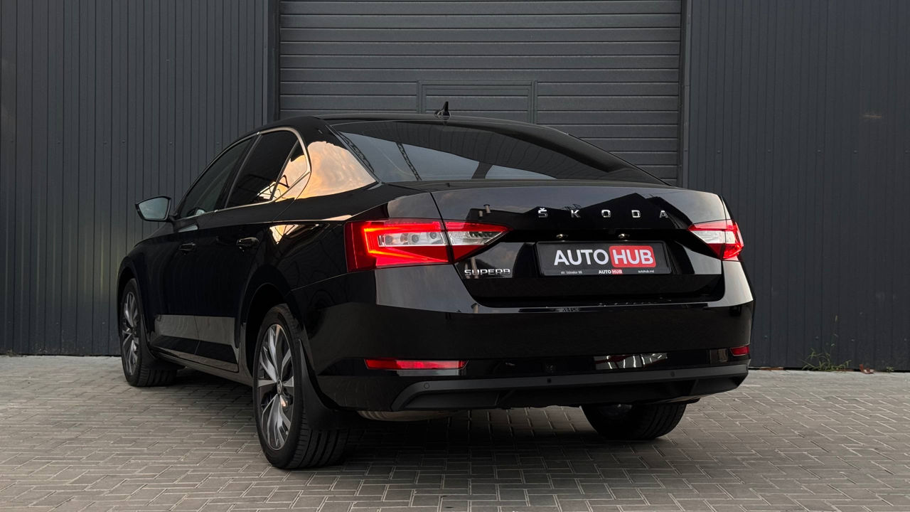 Skoda Superb фото 6