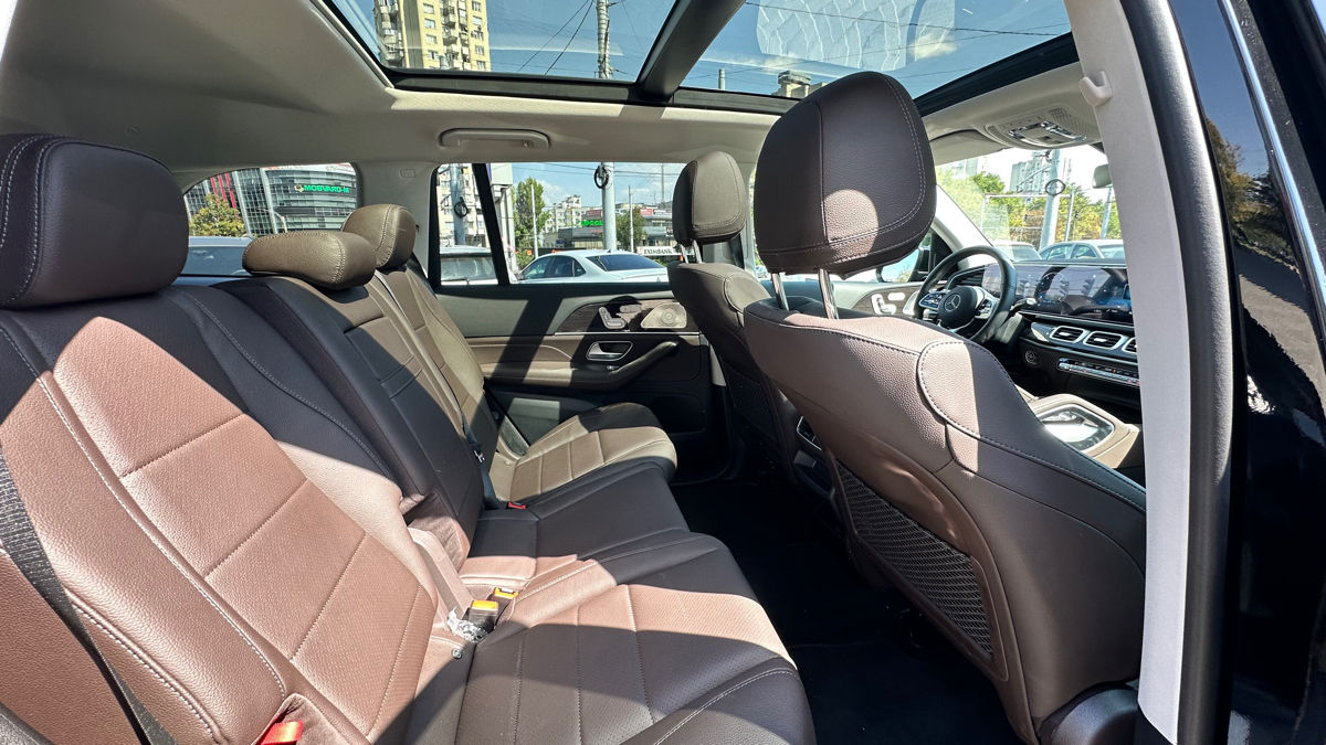 Chirie Mercedes GLS 450 фото 2