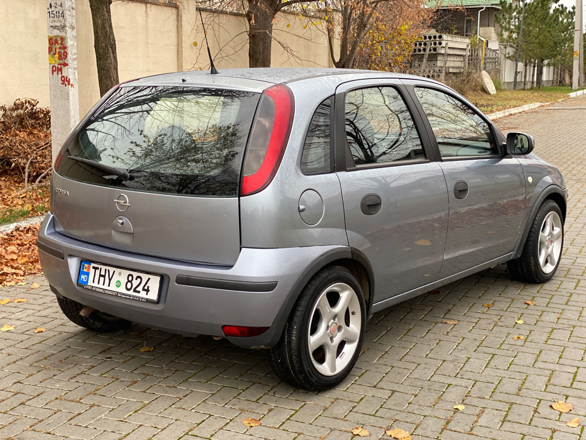 Opel Corsa фото 4