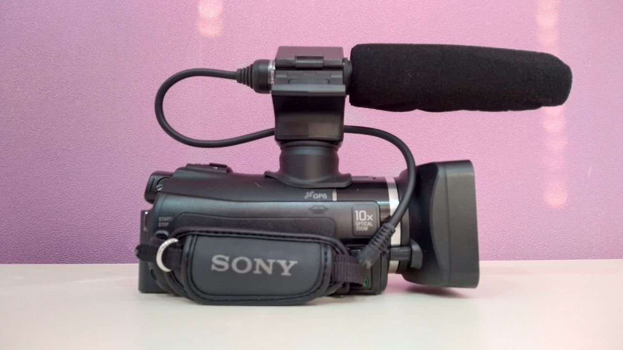 Sony HXR-MC50E фото 4