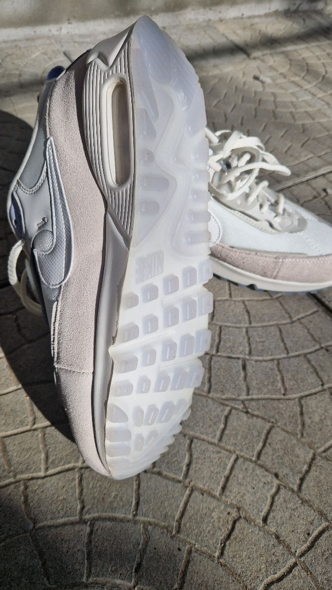 Adidas  /  Nike Air Max foto 3