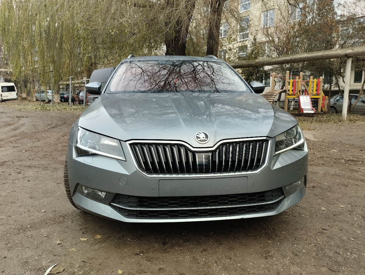 Skoda Superb фото 2