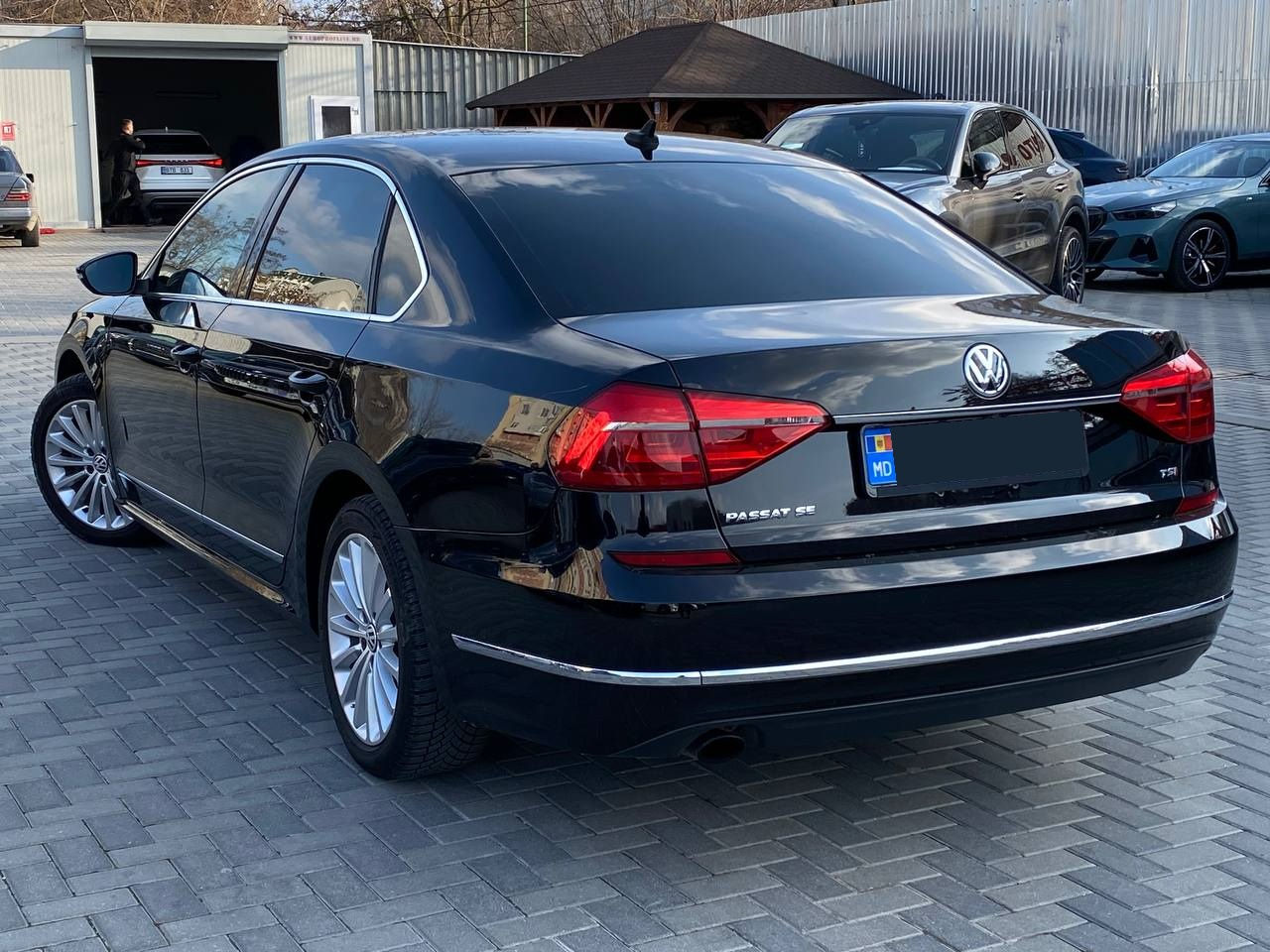 Volkswagen Passat foto 2