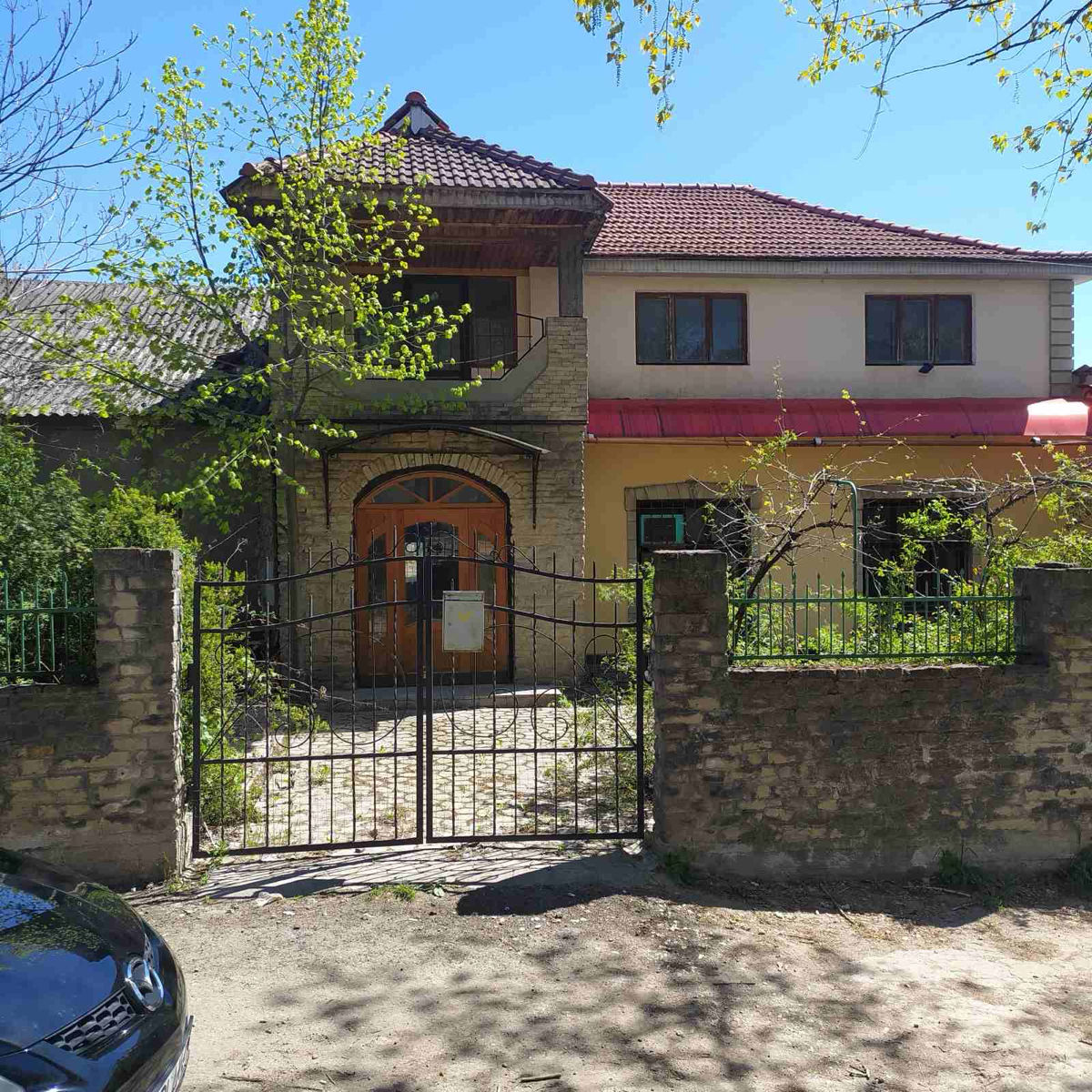 400 m², spațiu universal