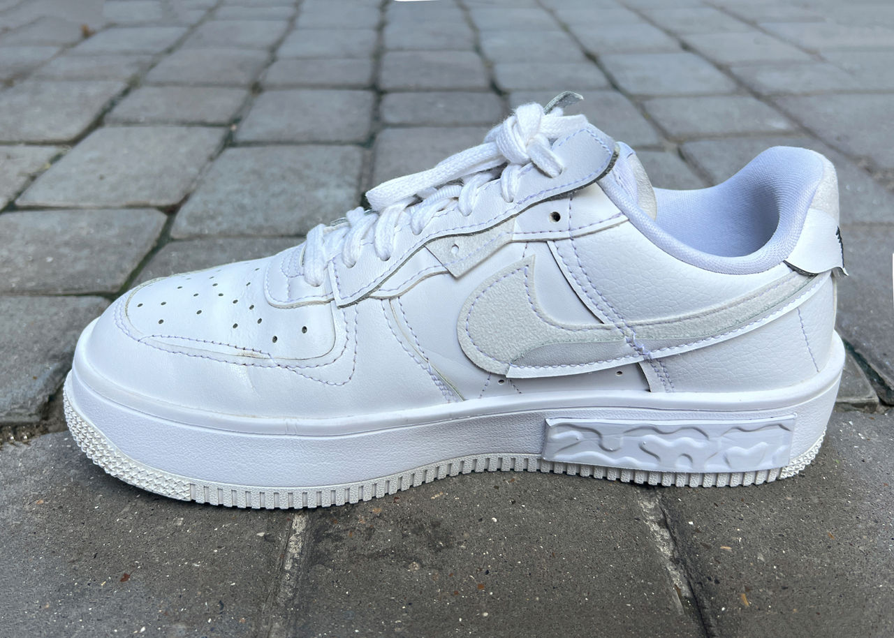 Nike Air Force 1 Low Fontanka Triple White. Размер 39. Оригинал. В идеальном состоянии. foto 7