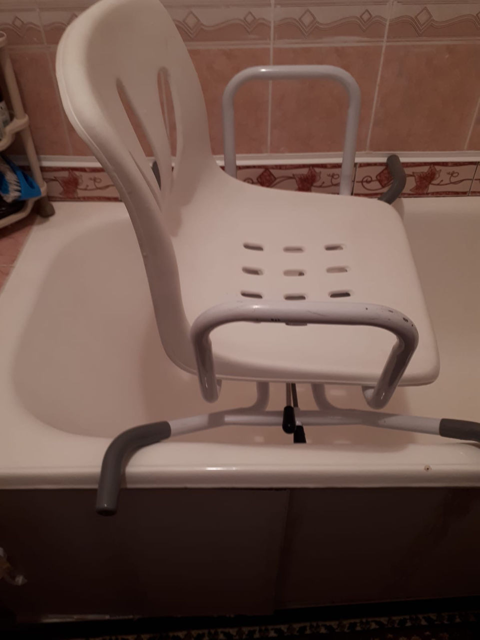 Сиденье для ванной поворотное ММ-SC-1 для инвалидов и пожилых