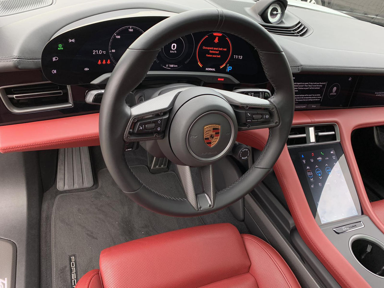 Porsche Taycan foto 10