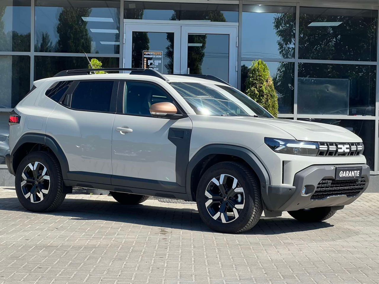 Dacia Duster — фото 2