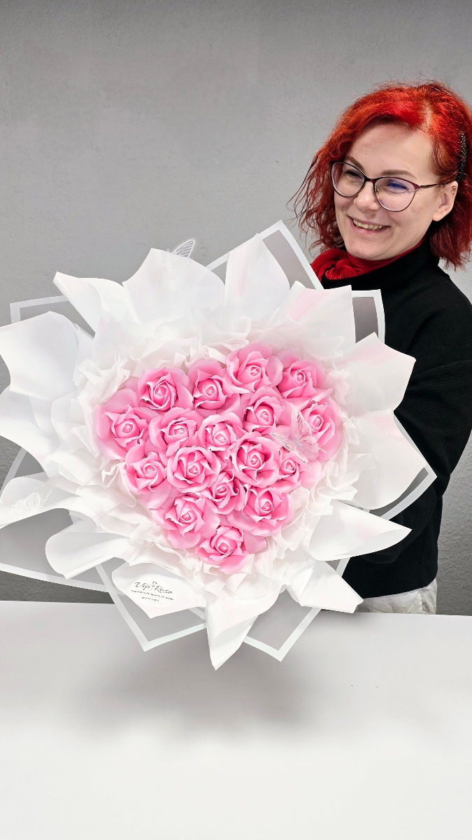 Buchet 101 trandafiri  foto 15