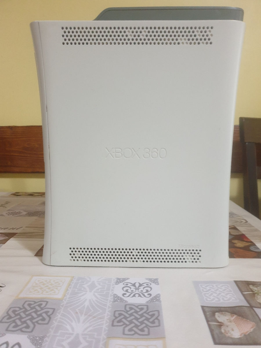 Vând Xbox 360 Modat (sau schimb) foto 1