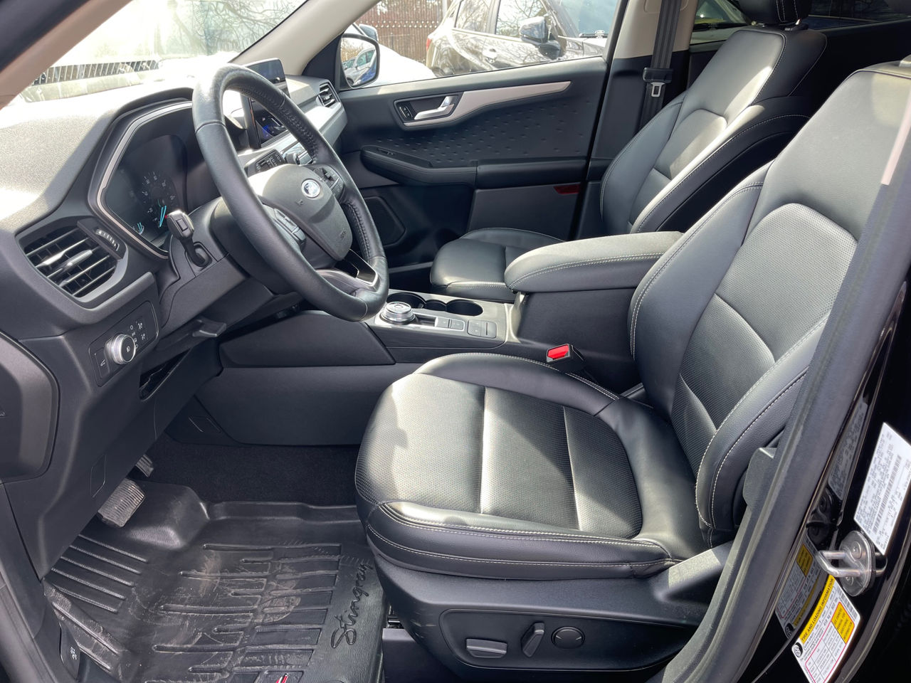 Ford Escape foto 7