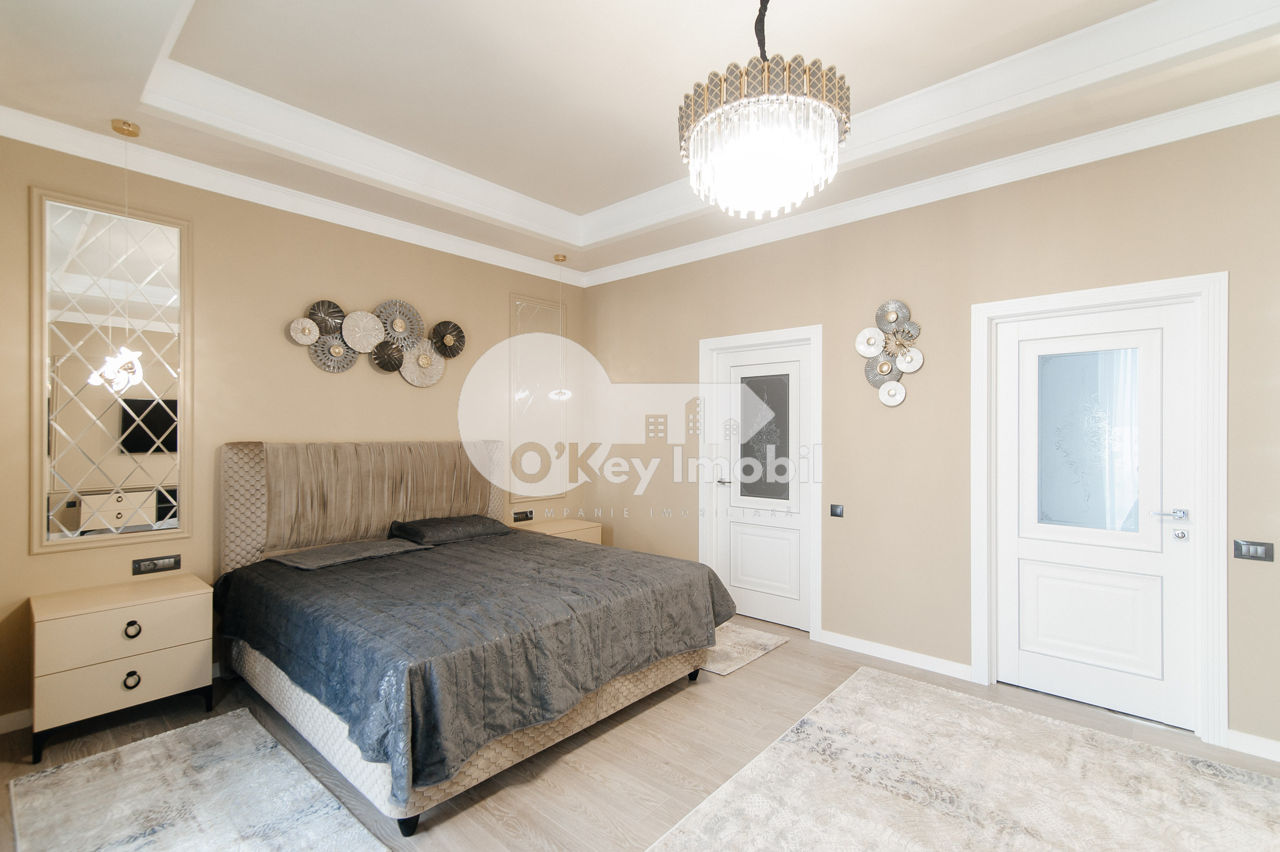 Apartament cu 3 camere, 120 m², Centru, Chișinău foto 1