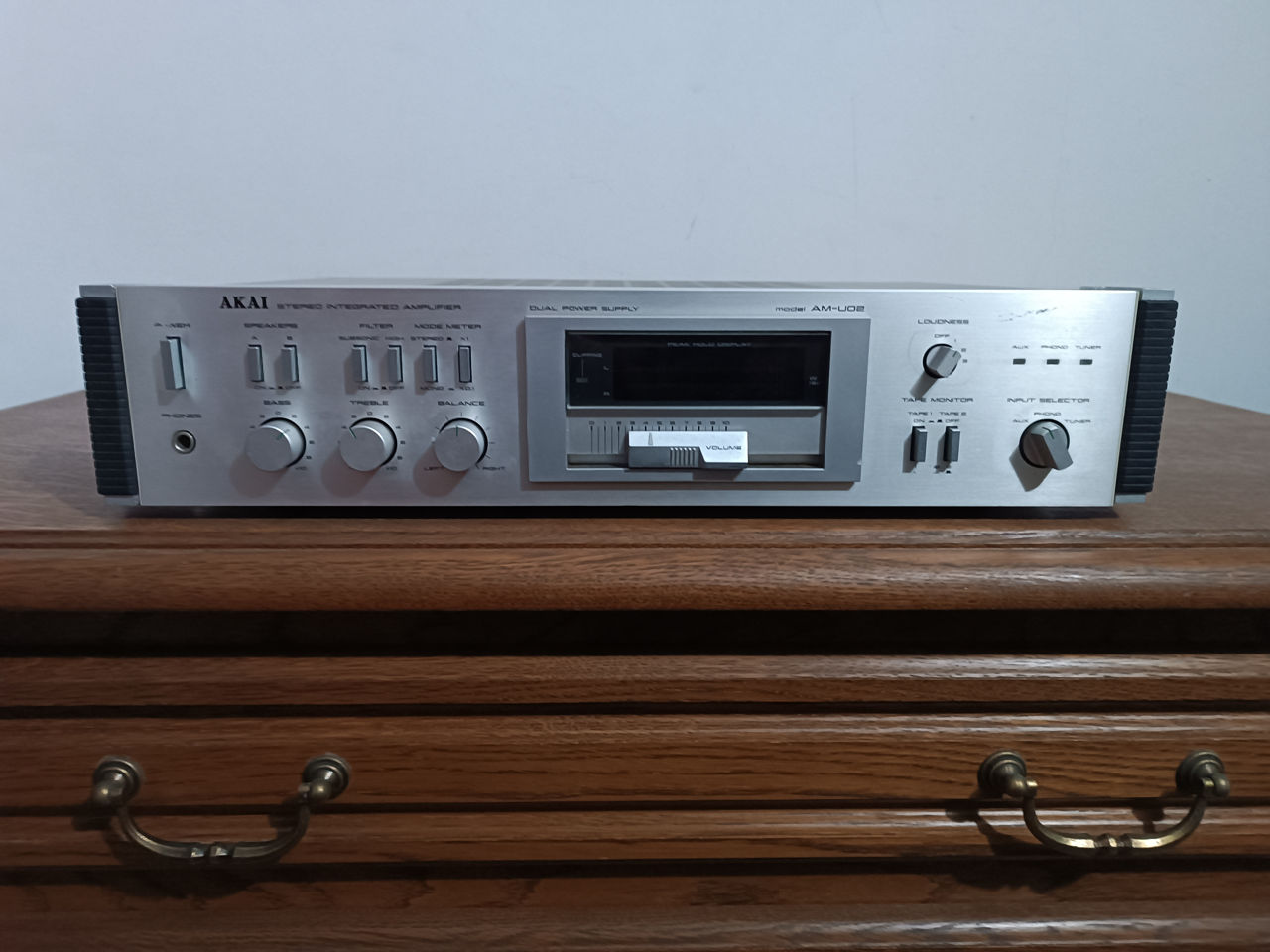 Akai AM-U02 foto 0