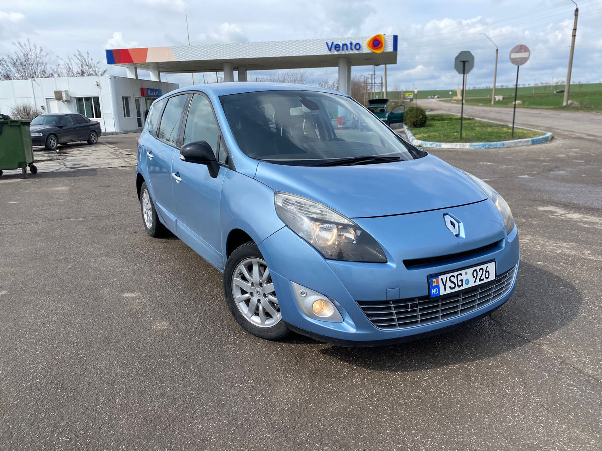 Renault Grand Scenic foto 2