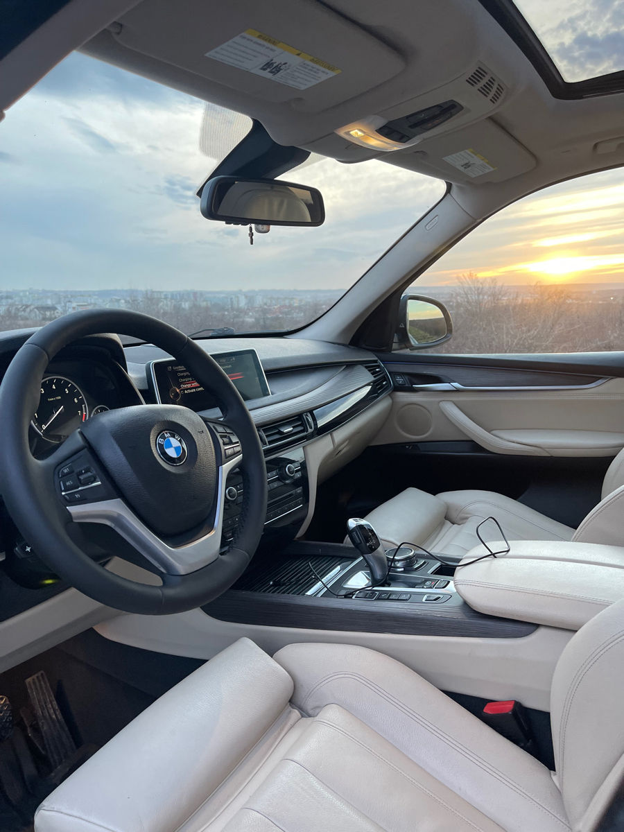 BMW X5 фото 5