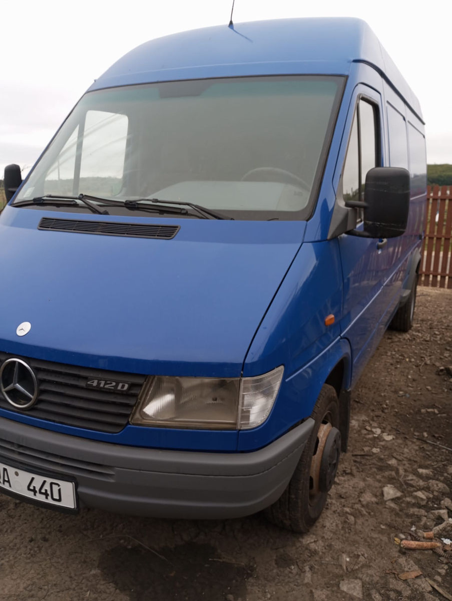 Mercedes Sprinter 412 foto 1