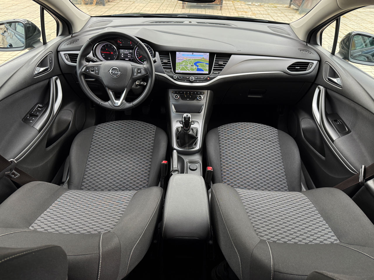 Opel Astra foto 1