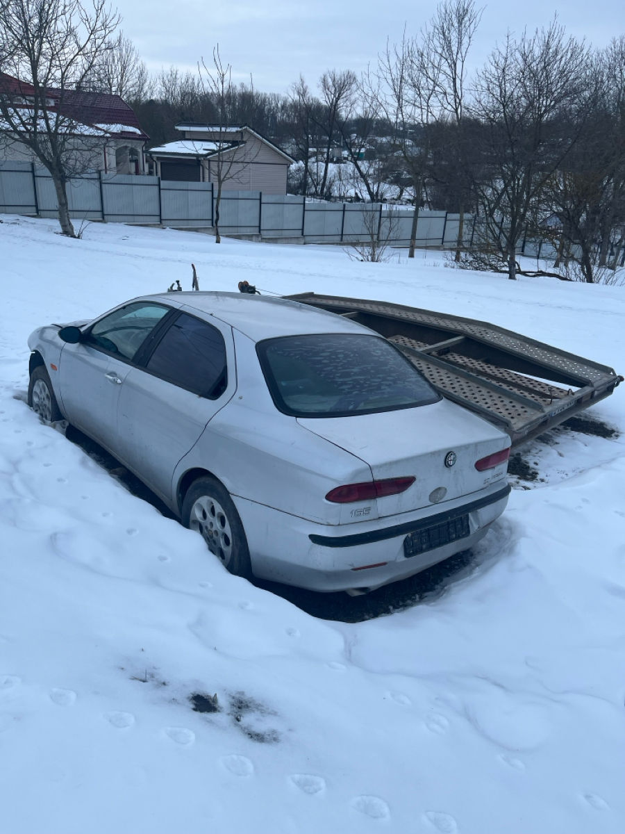 Alfa Romeo 156 2001 г. с пробегом 300000 км, Бензин, 600 €
