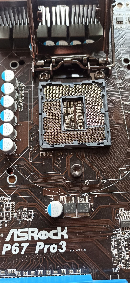 Продам  плату Asrock P67 Pro3 - (1155 socket). Цена- 900 лей. Бельцы. 
 foto 3