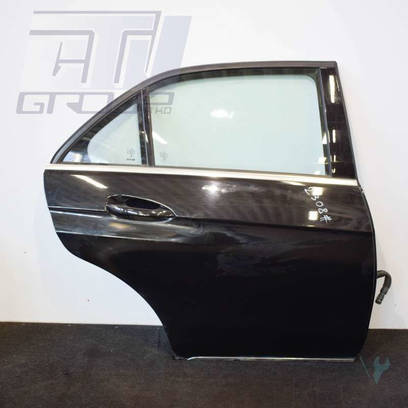 Dezmembrari Mercedes Benz E-class W212, W211. foto 6