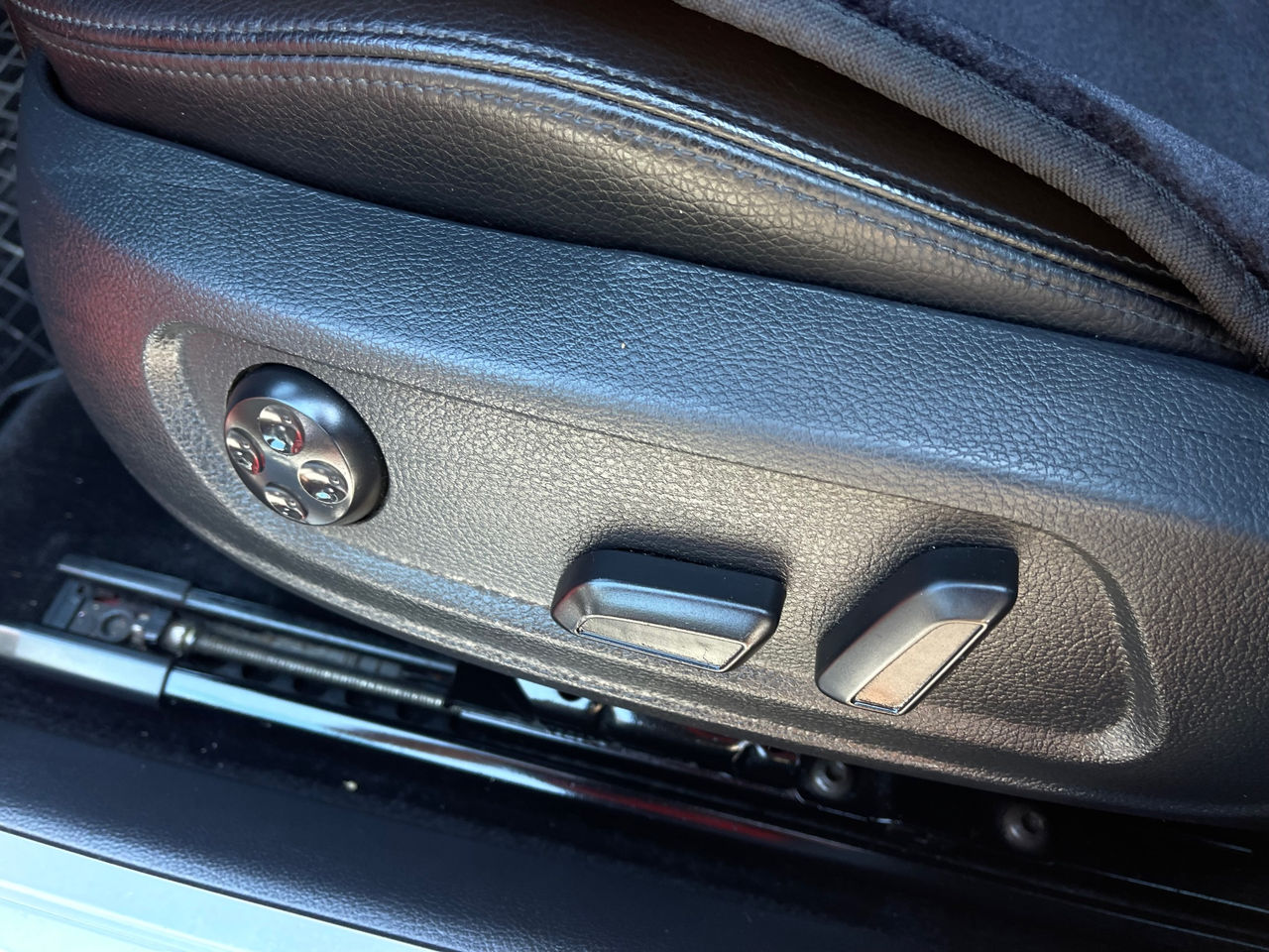 Volkswagen Passat CC foto 16