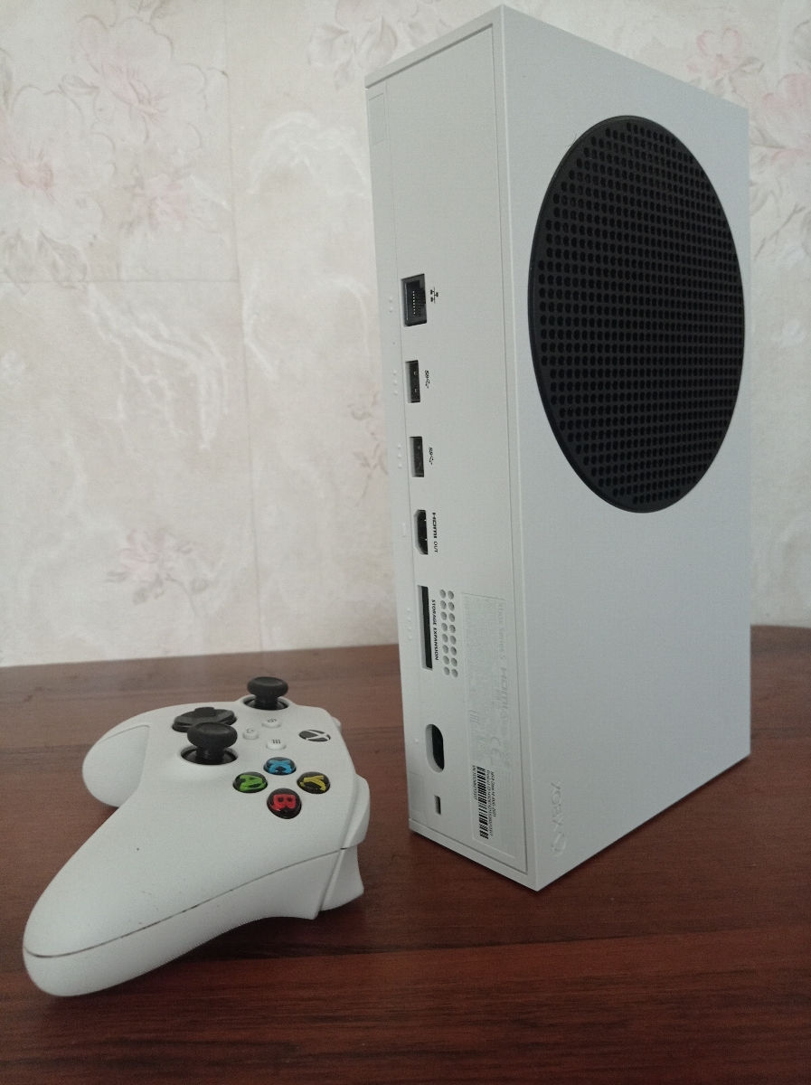 Xbox Series S+Gamepad