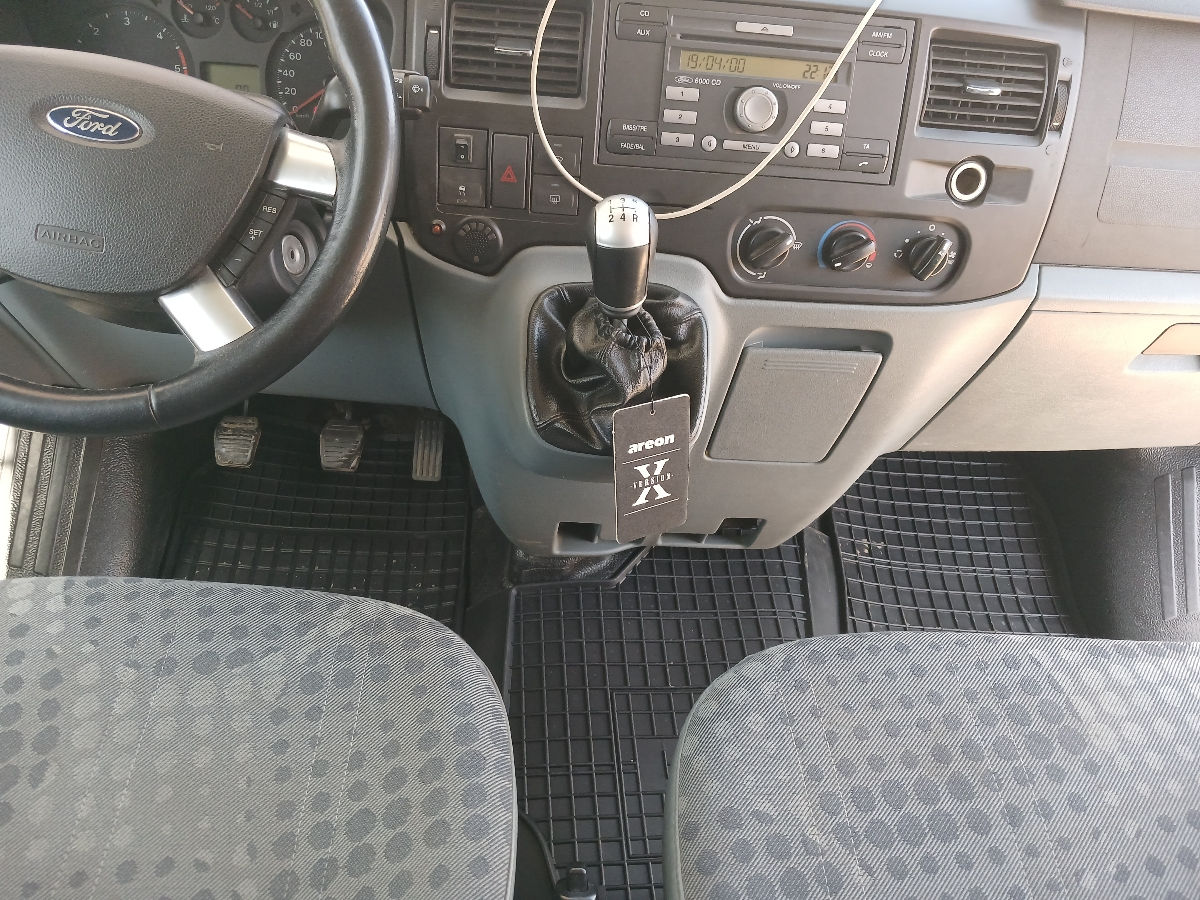 Ford Ford transit  фото 9